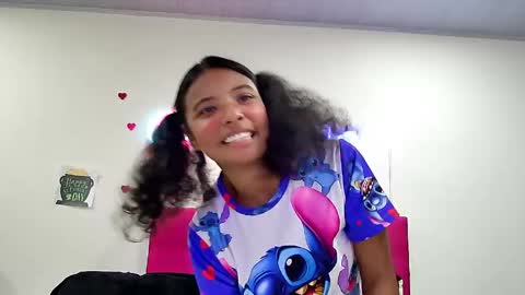 ellie_cute7 online show from March 31, 7:25 pm