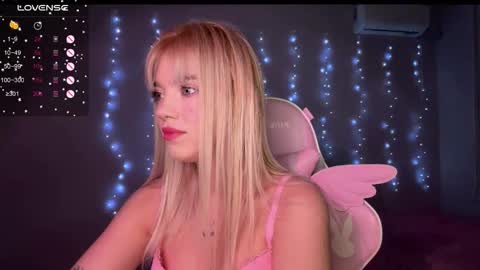 ellie online show from December 5, 7:44 pm