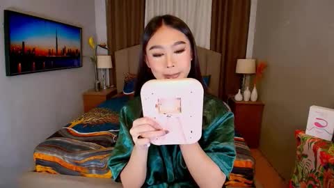 ellie online show from September 8, 6:51 pm