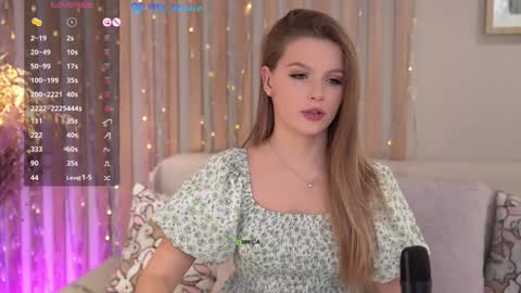 Ellie Moore online show from February 10, 12:08 am