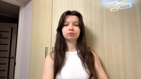 Ellie online show from December 23, 3:45 am