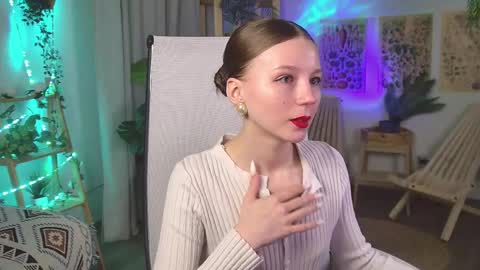 Elli online show from April 12, 7:45 am