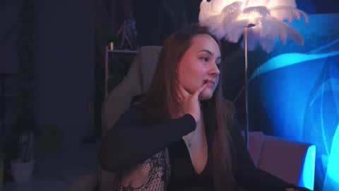 Elin online show from March 13, 3:26 pm