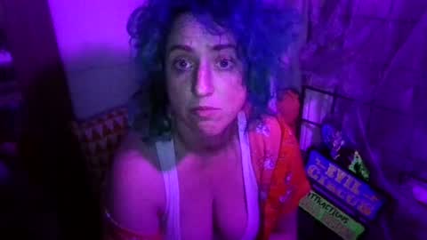 Elliohh online show from April 20, 2:25 am