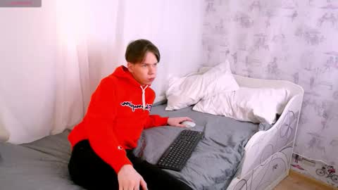 elliot_mars_ online show from January 16, 11:19 am