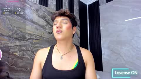 Ellis  online show from November 18, 3:42 am