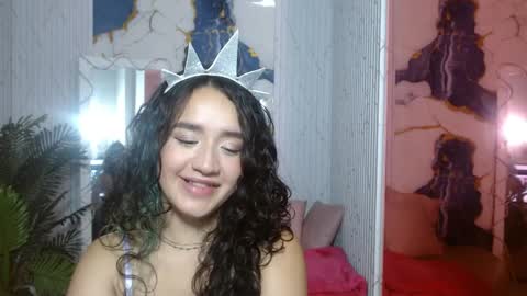 ellis_tay online show from April 5, 12:46 pm