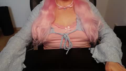 Elly online show from March 20, 4:23 pm