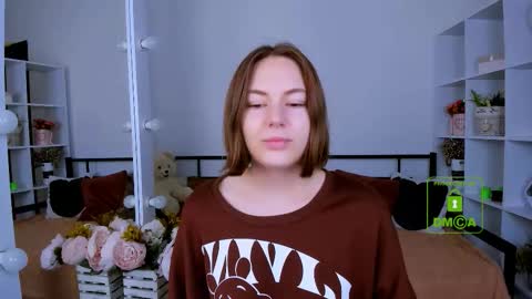 elma_lily online show from November 20, 7:29 am