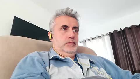 fer online show from January 3, 3:01 pm