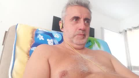 fer online show from February 22, 8:53 pm