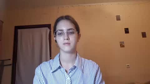 Kate online show from July 21, 1:24 pm