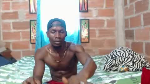 elmiltonnjakee online show from June 29, 6:07 pm