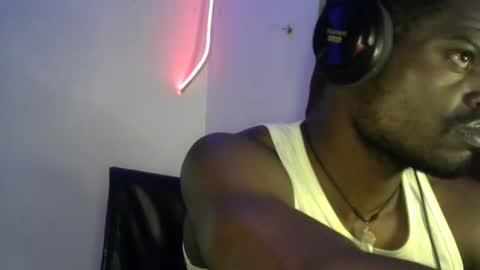 EL NIIGGGAA  21                                                                  EL NIGGA  21 online show from October 30, 6:14 am