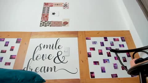 ElodieKingsman online show from January 11, 2:58 pm