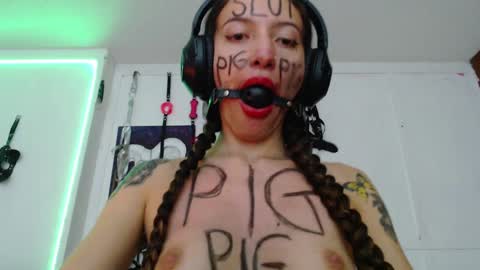 Chelsea  Please help me to reach 100 thumbs up online show from January 24, 12:42 am