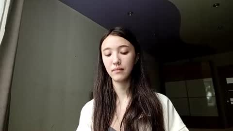 Elara online show from July 9, 2:15 am