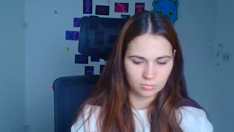 Elsa online show from November 20, 12:48 pm