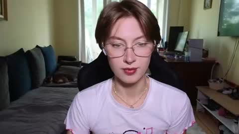 elsaangel online show from June 12, 6:01 am