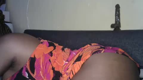 elsie_scott online show from February 16, 6:39 pm