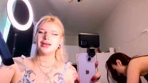 Ciri online show from May 29, 8:01 am