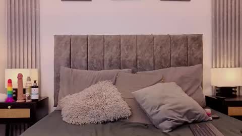 Ema online show from September 18, 10:58 pm