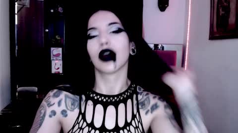 Emerald Black online show from December 20, 10:27 am