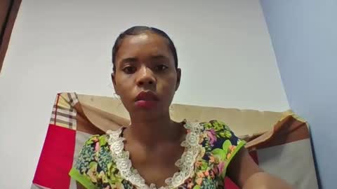 emelie473837 online show from April 19, 3:29 am