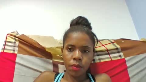 emelie473837 online show from April 14, 9:01 am