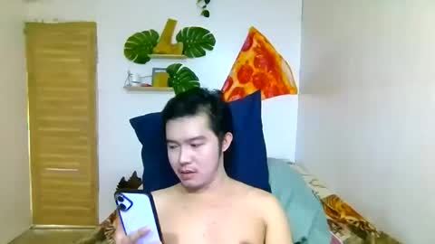 emersontwinks online show from February 15, 5:53 am