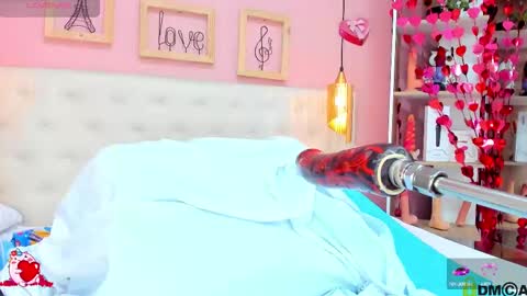 Emily Sarai online show from March 1, 11:37 pm