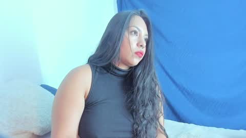 Emi online show from January 27, 8:39 pm