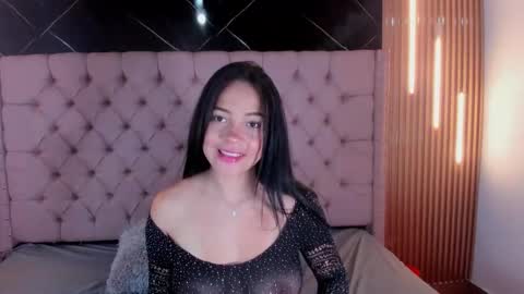 Emiily Carter online show from November 18, 11:46 am