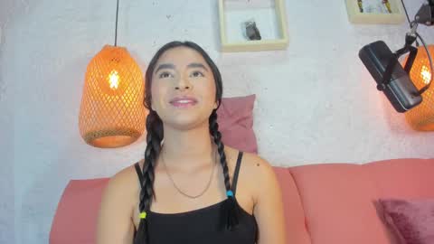 Emily online show from November 13, 12:19 pm