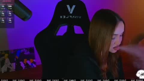 Emili online show from April 25, 10:06 am