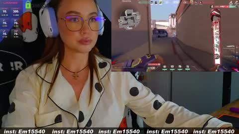 Emili online show from January 21, 11:46 am