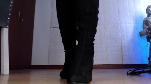 POWERFULL GODDESS EMILI online show from February 20, 6:46 pm