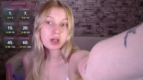 Amili online show from April 3, 4:25 pm