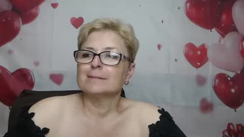 EmiliaGree online show from July 3, 5:40 pm