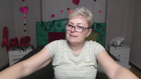 EmiliaGree online show from November 28, 7:32 pm