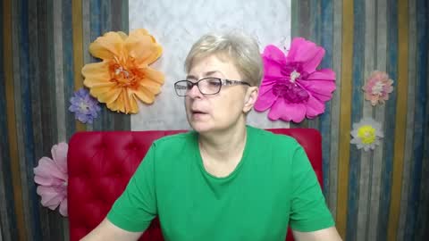 EmiliaGree online show from April 3, 5:31 pm