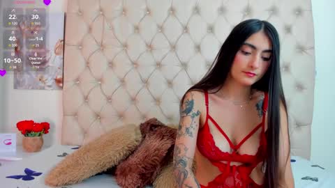 emilieandblake online show from September 9, 11:16 pm