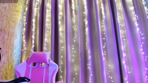 Emiliya online show from February 22, 2:17 am