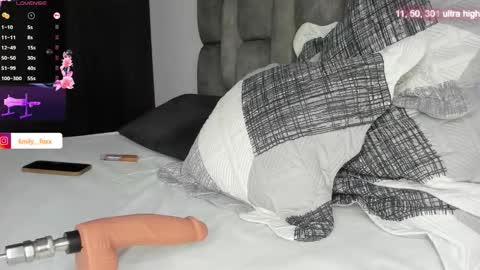 Emily online show from February 3, 10:30 am