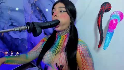 emily_evol online show from July 25, 12:25 pm