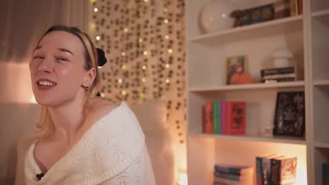 Em -  online show from December 21, 1:26 am