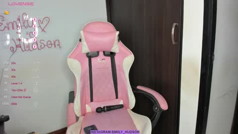 independet model online show from December 22, 6:04 pm