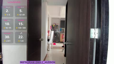 independet model online show from October 3, 5:54 pm