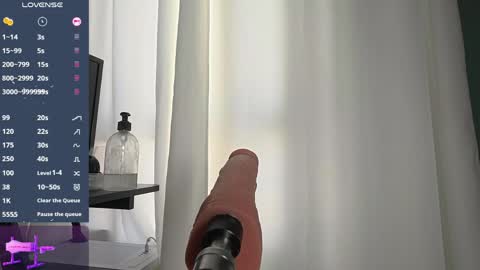 Emily online show from April 19, 1:45 pm