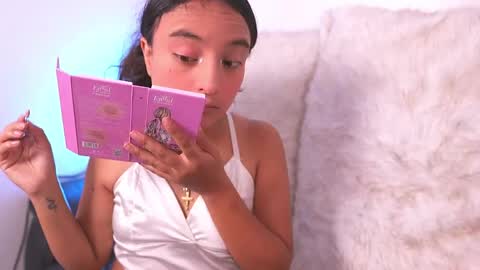 mily online show from April 21, 1:18 pm